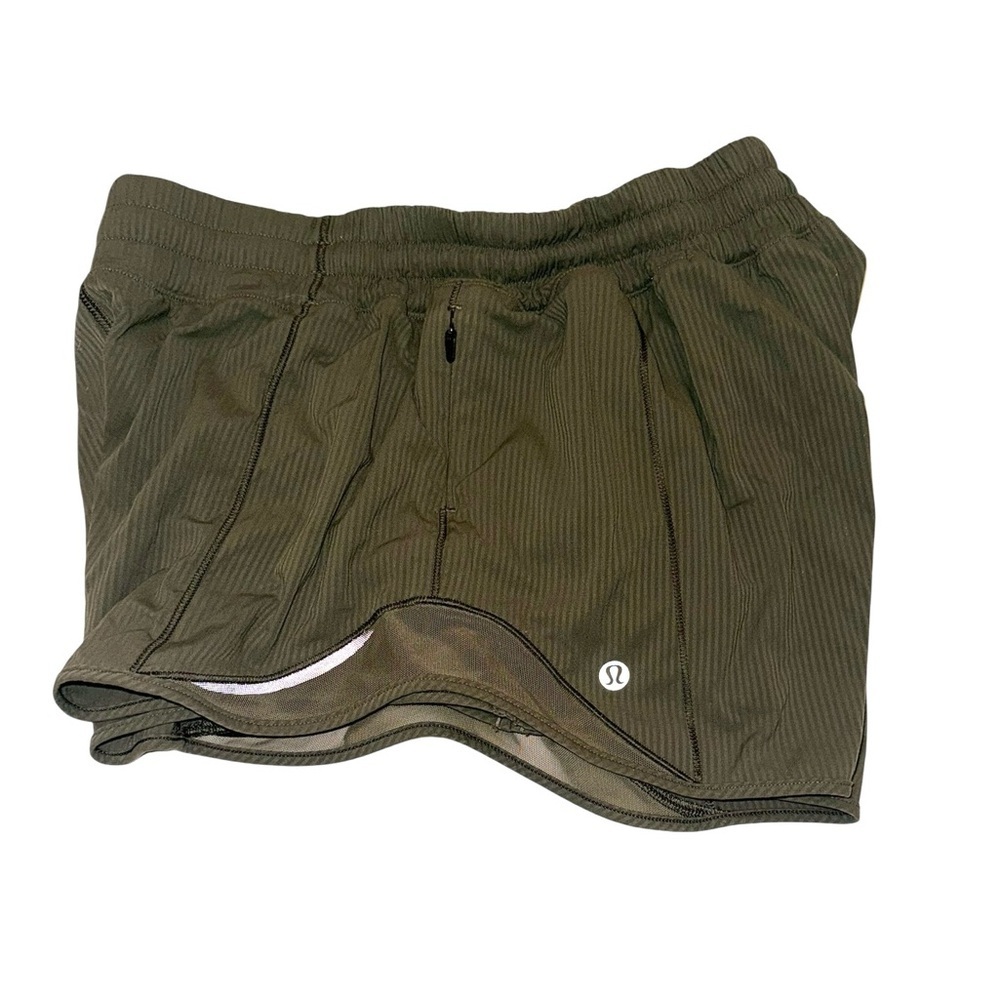 Lululemon Hotty Hot 2.5” Inseam Short Sz 10 Olive Green Orig $58 - Picture 2 of 8